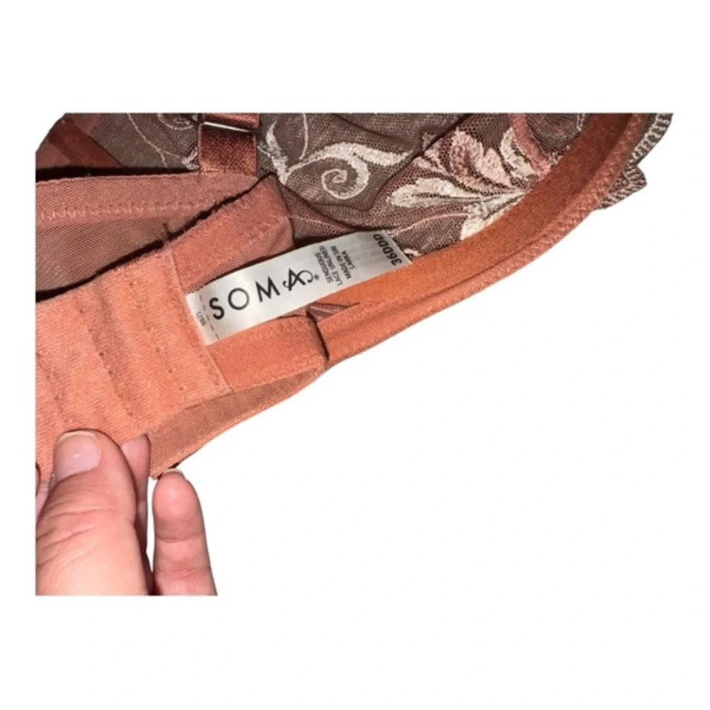 Bundle of Soma Bras Size 36DDD in tan/‎ nude